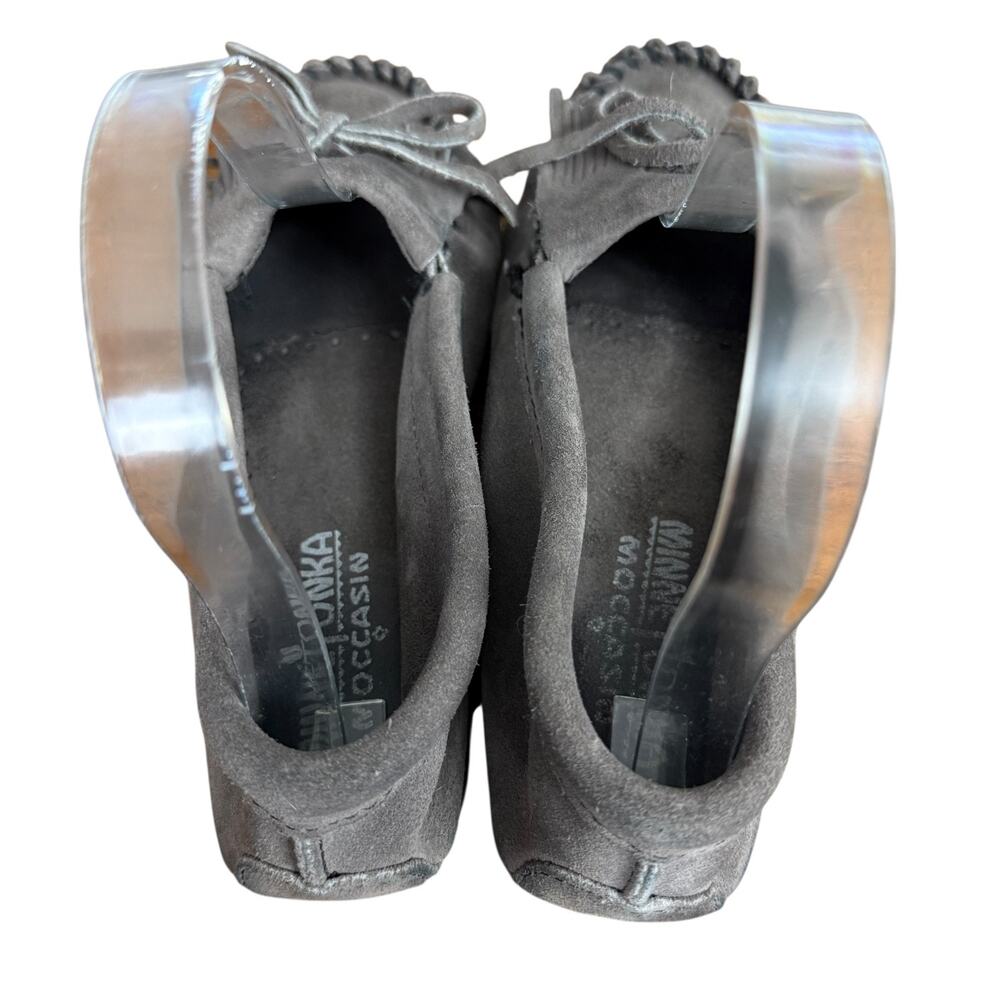 Minnetonka Moccasin Kiltie Slip On Loafers Flats Gray Suede Leather Womens 6.5 - Picture 10 of 16